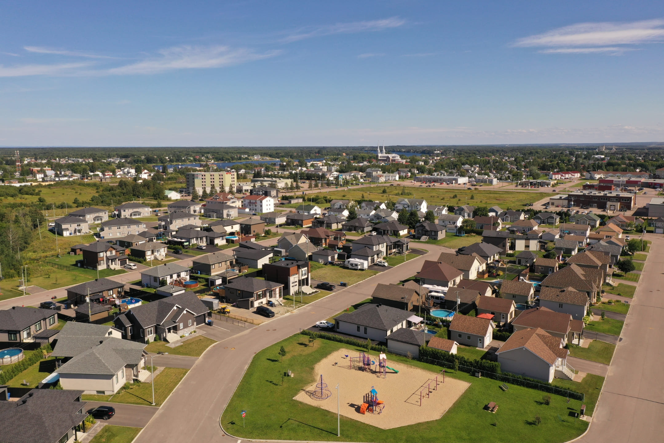 Quartiers DJI 0157 CVR (1)